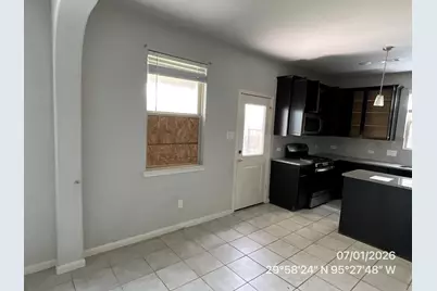 13127 Silverglen Run Trail, Houston, TX 77014 - Photo 9