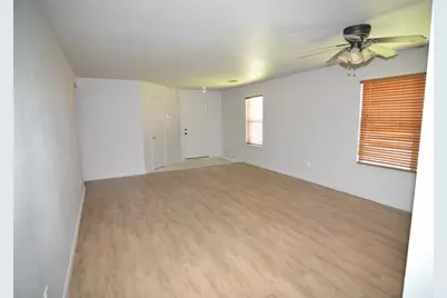 3906 Pebble Garden Lane, Katy, TX 77449 - Photo 5