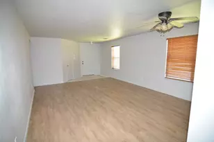 3906 Pebble Garden Ln, Katy, TX 77449 - Photo 5