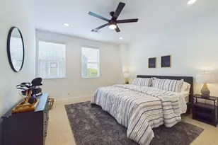8319 Springwood Cyn Ln, Houston, TX 77055 - Photo 23