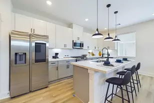 8319 Springwood Cyn Ln, Houston, TX 77055 - Photo 1