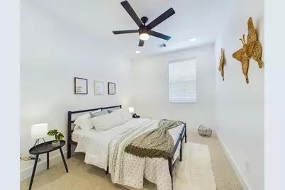 8319 Springwood Canyon Lane, Houston, TX 77055 - Photo 19
