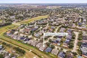 2010 Lincoln Crest Way, Sugar Land, TX 77498 - Photo 49