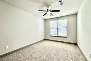 5454 Washington Ave, Houston, TX 77007 - Photo 7