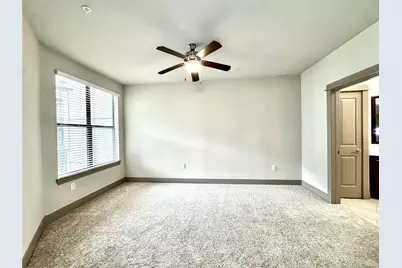 5454 Washington Avenue #3215, Houston, TX 77007 - Photo 13