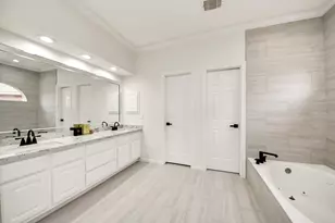 4210 Alcorn Glen Ln, Sugar Land, TX 77479 - Photo 45