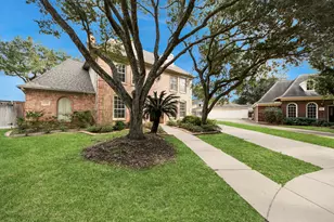 4210 Alcorn Glen Ln, Sugar Land, TX 77479 - Photo 13