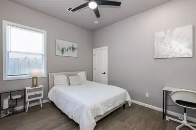 5830 Doolittle Boulevard #B, Houston, TX 77033 - Photo 29