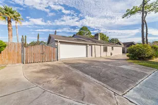 3438 Ashton Park Dr, Houston, TX 77082 - Photo 31