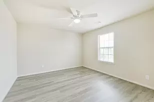 12638 Silver Winter Trl, Houston, TX 77014 - Photo 17