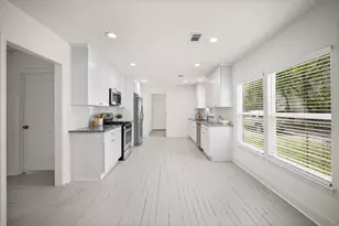 4602 Coke St, Houston, TX 77020 - Photo 9