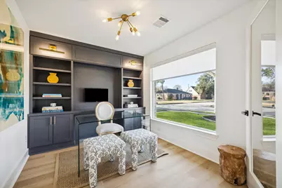 10739 Longmont Drive, Houston, TX 77042 - Photo 17