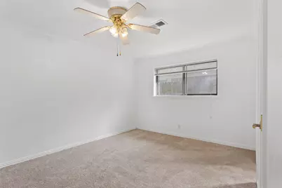 707 Briargrove Drive, Alvin, TX 77511 - Photo 15