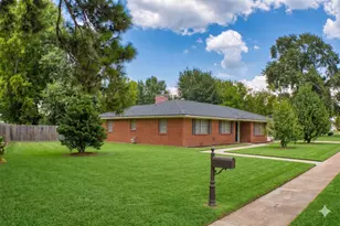 202 Rose Marie Blvd, Hearne, TX 77859 - Photo 21