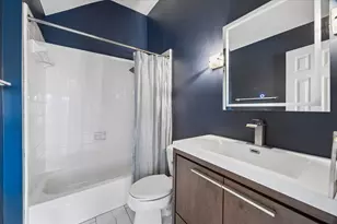 3755 Maroneal St, Houston, TX 77025 - Photo 33