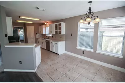 3005 Wood Hollow Drive, League City, TX 77573 - Photo 11