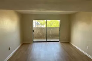 8427 Hearth Dr, Houston, TX 77054 - Photo 3