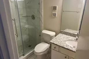 8427 Hearth Dr, Houston, TX 77054 - Photo 11