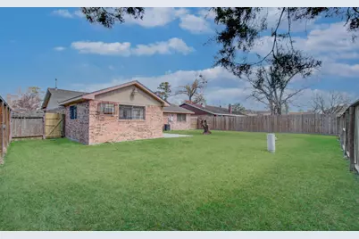 12210 Woodcliff Drive, Houston, TX 77013 - Photo 29