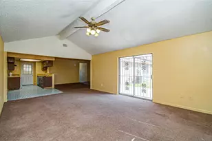12210 Woodcliff Dr, Houston, TX 77013 - Photo 11