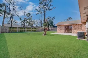 12210 Woodcliff Dr, Houston, TX 77013 - Photo 31
