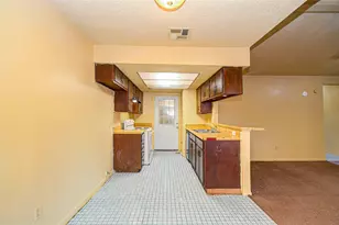 12210 Woodcliff Dr, Houston, TX 77013 - Photo 13