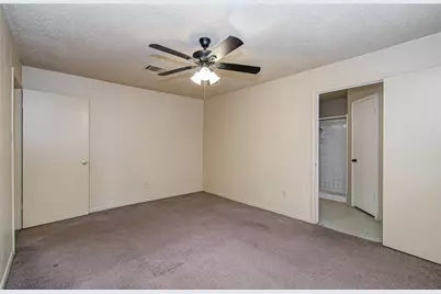 12210 Woodcliff Drive, Houston, TX 77013 - Photo 21