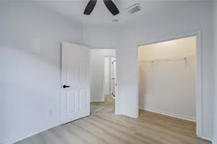 1909 Melbourne St, Houston, TX 77026 - Photo 23