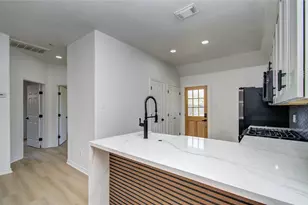 1909 Melbourne St, Houston, TX 77026 - Photo 15