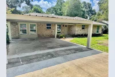 1303 S Franklin Avenue, Cleveland, TX 77327 - Photo 1