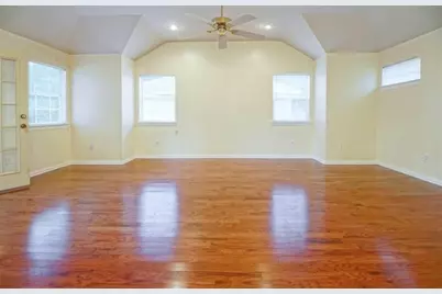 1255 Lovett St #1255, Tomball, TX 77375 - Photo 9