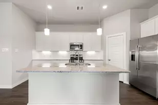 2303 Gentle Breeze Ln, Baytown, TX 77523 - Photo 17