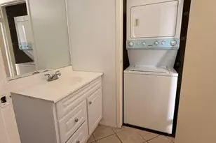 7901 Cambridge St, Houston, TX 77054 - Photo 9