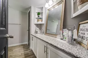 1327 Fallbrook Dr, Houston, TX 77038 - Photo 19