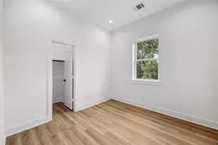 7901 Cora St, Houston, TX 77088 - Photo 21