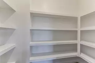 3205 21st St N, Texas City, TX 77590 - Photo 13