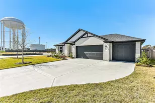 3205 21st St N, Texas City, TX 77590 - Photo 3