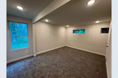 8105 Parker Road, Houston, TX 77078 - Photo 9