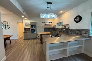 8105 Parker Rd, Houston, TX 77078 - Photo 3