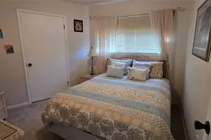 1702 E Castaway St, Tiki Island, TX 77554 - Photo 13