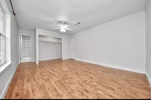 2015 E Lacey Oak Cir, The Woodlands, TX 77380 - Photo 31