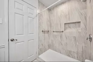 2015 E Lacey Oak Cir, The Woodlands, TX 77380 - Photo 23