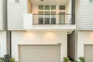 5869 E Post Oak Ln, Houston, TX 77055 - Photo 3