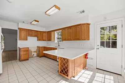 12 Dewthread Court, The Woodlands, TX 77380 - Photo 5