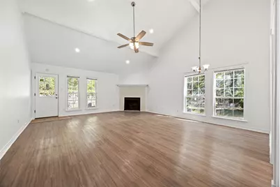 12 Dewthread Court, The Woodlands, TX 77380 - Photo 3