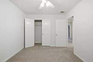 19035 Remington Mill Dr, Houston, TX 77073 - Photo 11