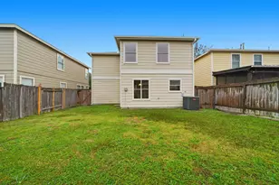 19035 Remington Mill Dr, Houston, TX 77073 - Photo 23