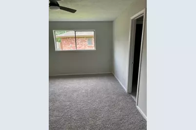 2910 Heritage House Drive, Webster, TX 77598 - Photo 11