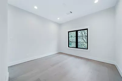 1127 Wynnwood Lane, Houston, TX 77008 - Photo 37