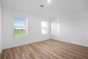 14519 Broadbury Pond Rd, Rosharon, TX 77583 - Photo 9